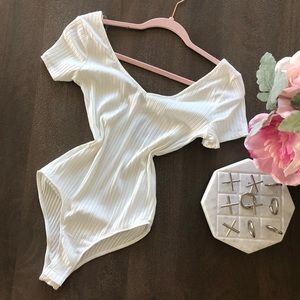 Desi top (soft white)